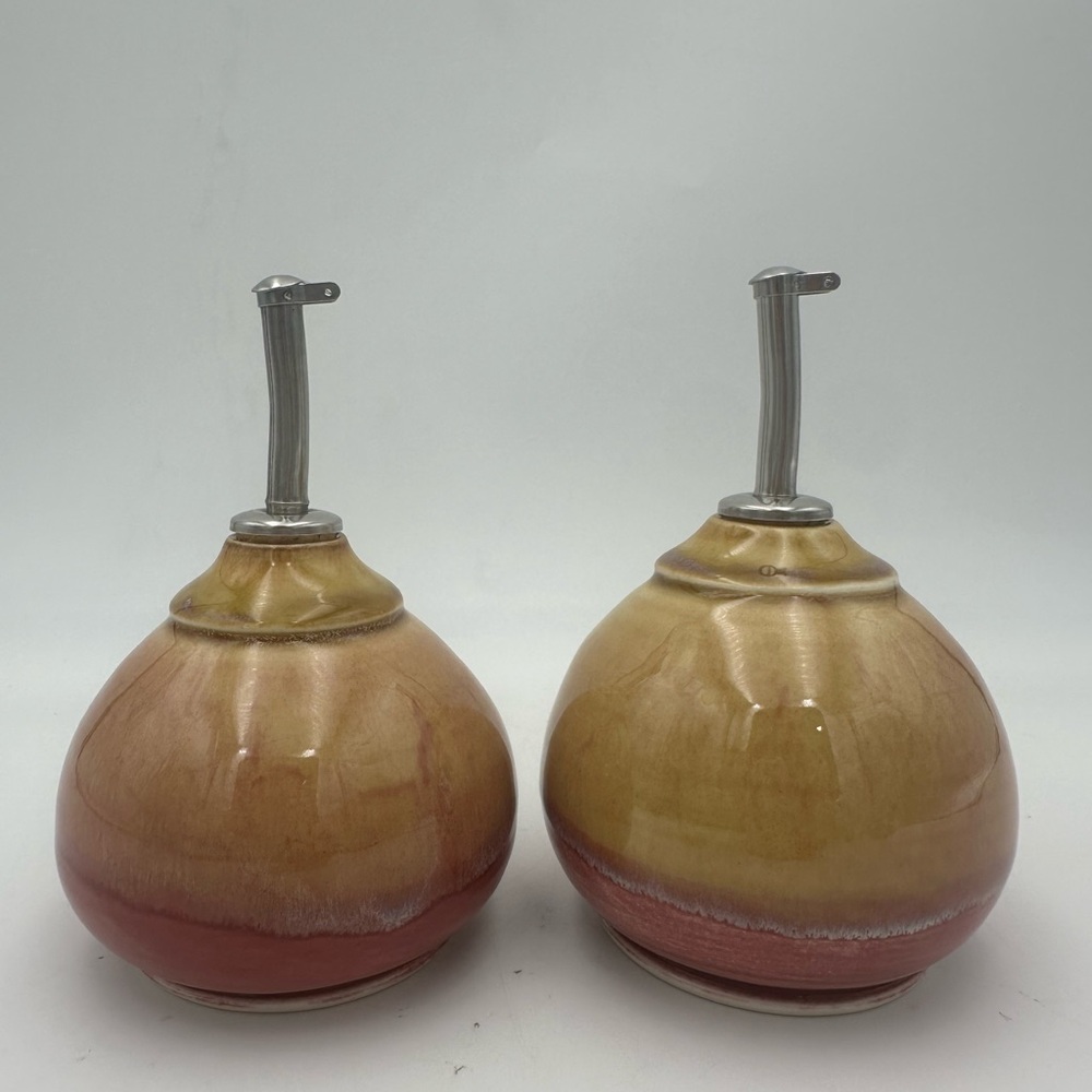 Pine Eddy Pottery Oil & Vinegar Set 2013